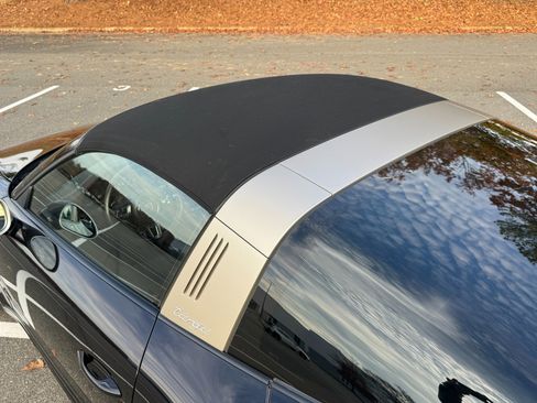 Used 2019 Porsche 911 image 20