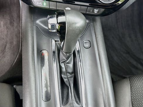 Used 2021 Honda HR-V Sport image 18