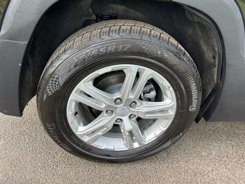 Used 2024 GMC Terrain SLE w/ Driver Convenience Package FWD image 46