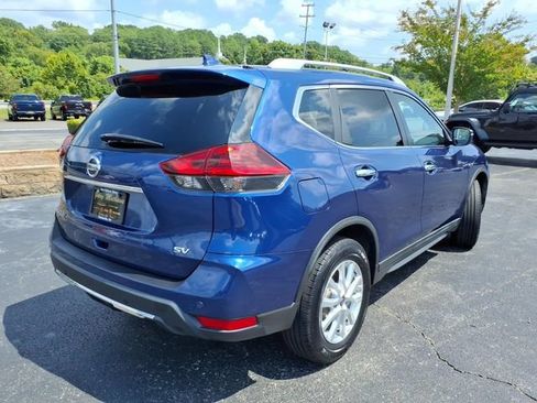 Used 2019 Nissan Rogue SV FWD image 16