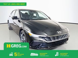 Used 2025 Hyundai Elantra SEL video 1