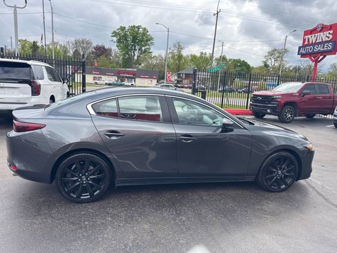 Used 2024 MAZDA MAZDA3 s FWD image 4