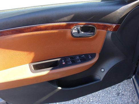 Used 2007 Saturn Aura XR w/ Premium Trim Pkg image 9