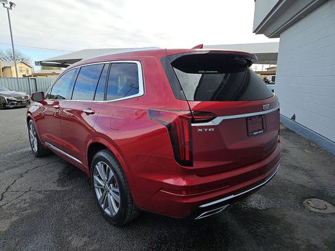 Used 2020 Cadillac XT6 Premium Luxury w/ Platinum Package image 3