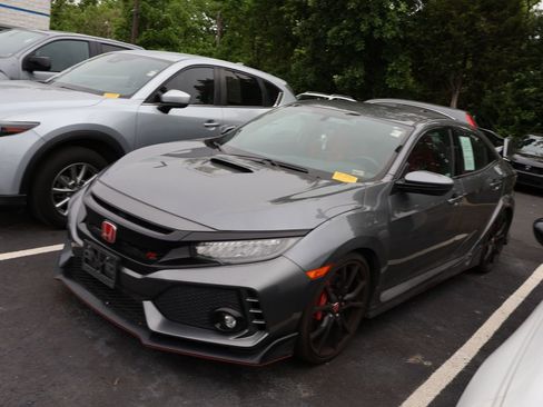 Used 2019 Honda Civic Type R image 4