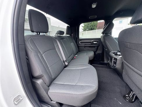 New 2026 RAM 2500 Big Horn AWD/4WD image 21