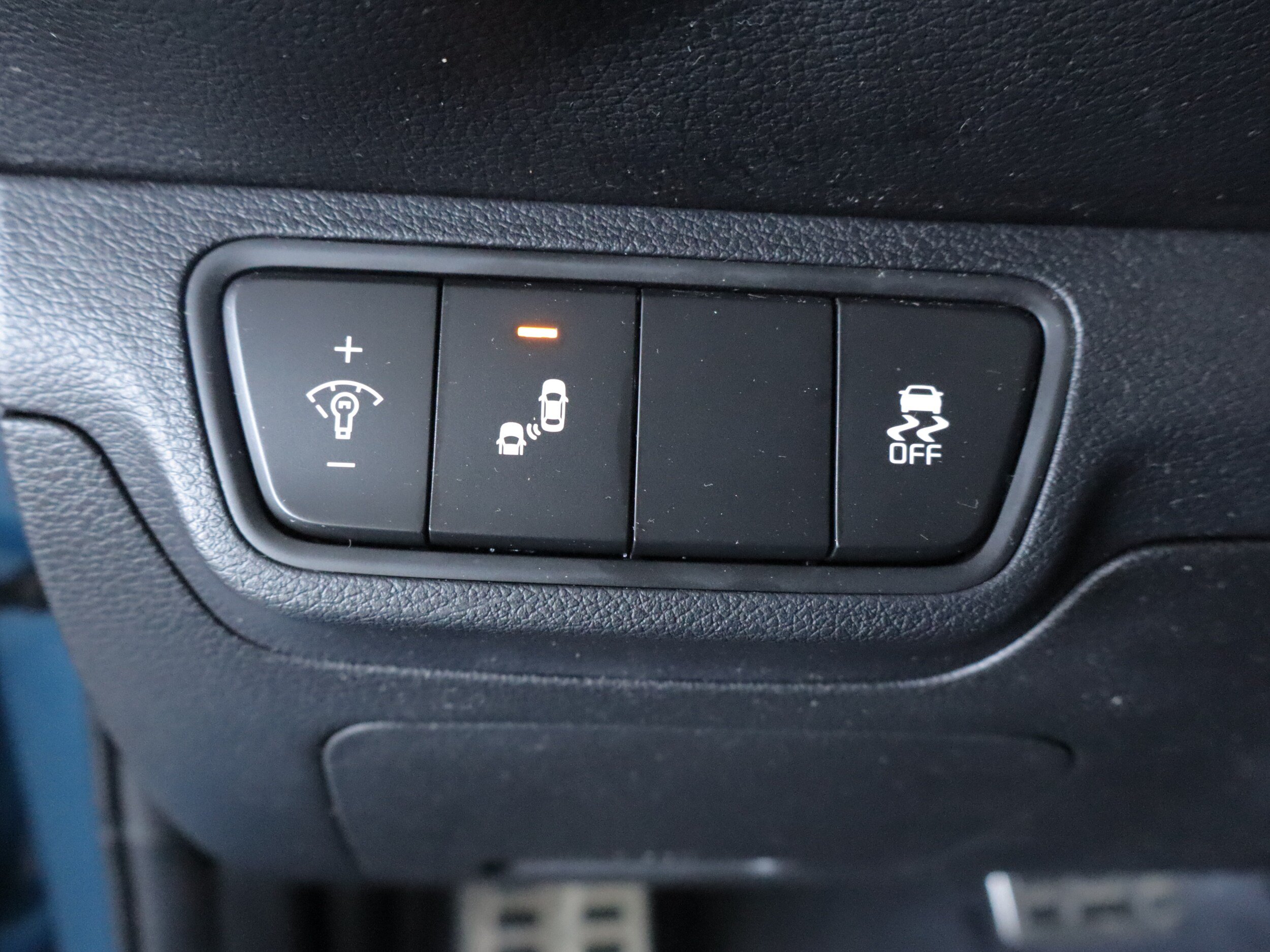Used 2023 Kia Forte GT w/ GT2 Package FWD image 18