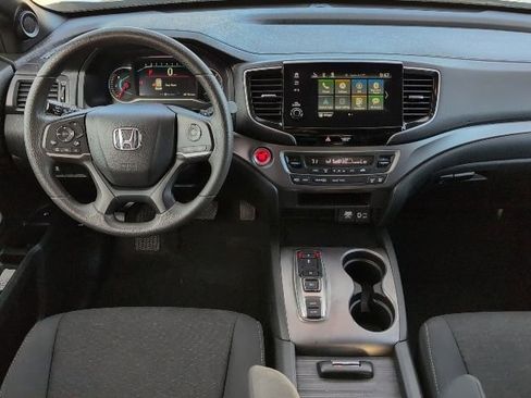 Used 2021 Honda Passport Sport image 4