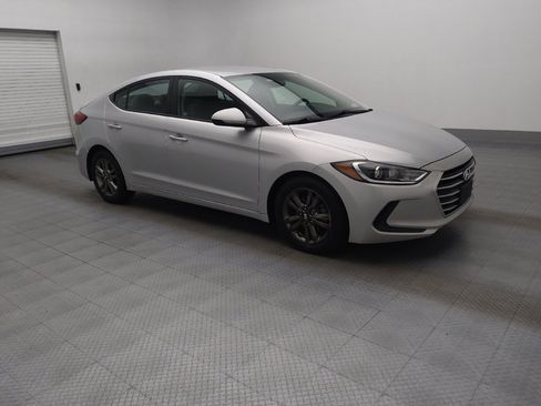 Used 2018 Hyundai Elantra SEL image 11