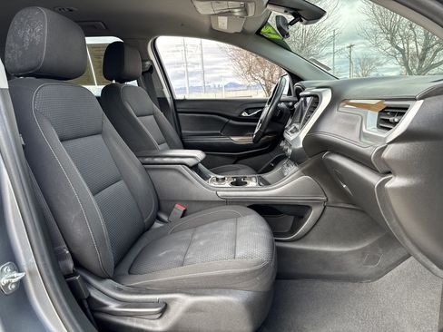 Used 2021 GMC Acadia SLE w/ Driver Convenience Package image 20