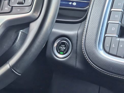 Used 2023 Chevrolet Suburban Premier image 14