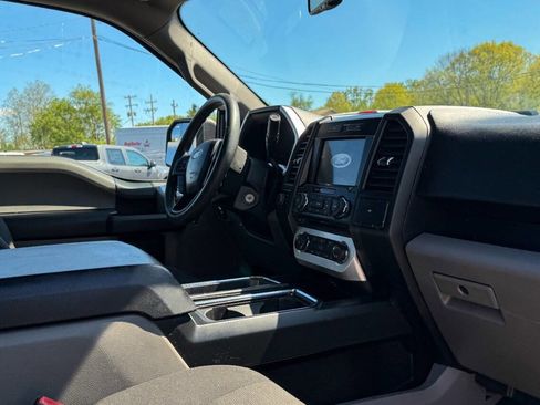 Used 2018 Ford F150 XL w/ Equipment Group 101A Mid AWD/4WD image 13