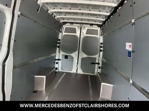 New 2025 Mercedes-Benz Sprinter 2500 image 37