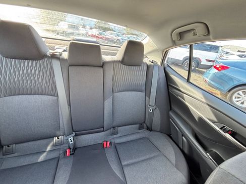 Used 2025 Toyota Camry LE image 36