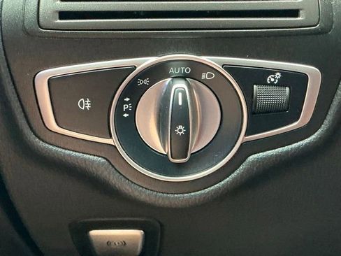 Used 2022 Mercedes-Benz GLC 300 4MATIC Coupe image 38