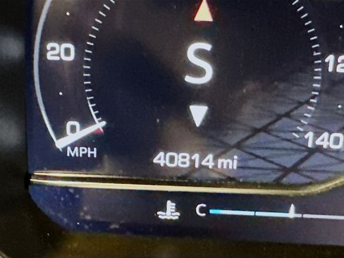 Used 2024 GMC Sierra 1500 Elevation image 19