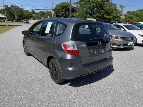 Used 2011 Honda Fit image 3