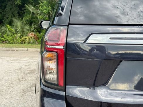 Used 2023 Chevrolet Tahoe LT RWD image 10