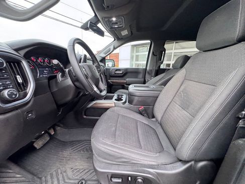 Used 2021 Chevrolet Silverado 1500 LT Trail Boss w/ Convenience Package II image 23