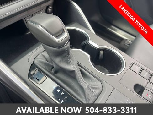 Certified 2024 Toyota Highlander XSE FWD image 32