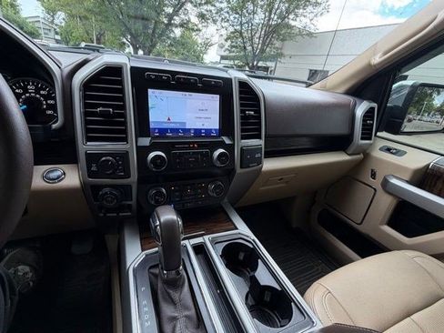 Used 2020 Ford F150 Lariat w/ Equipment Group 502A Luxury AWD/4WD image 22