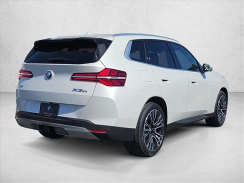 Certified 2025 BMW X3 xDrive30i w/ Premium Package AWD/4WD image 5