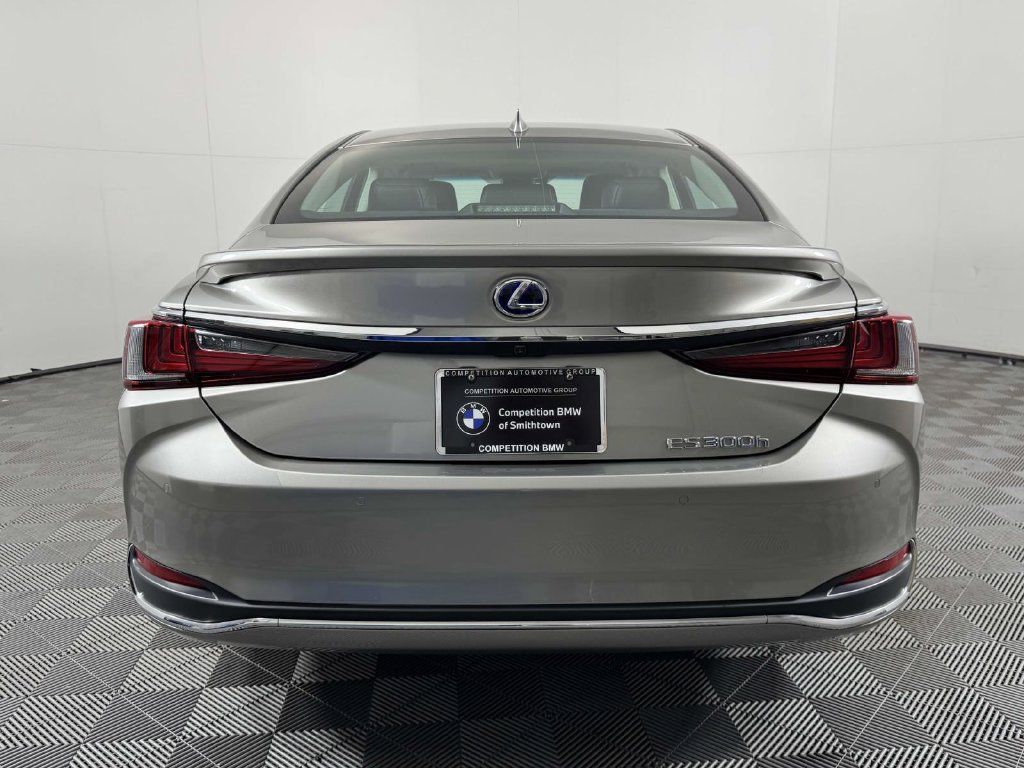 Used 2021 Lexus ES 300h w/ Accessory Package 2 FWD image 9