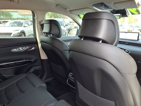 Used 2023 Genesis GV70 2.5T image 13