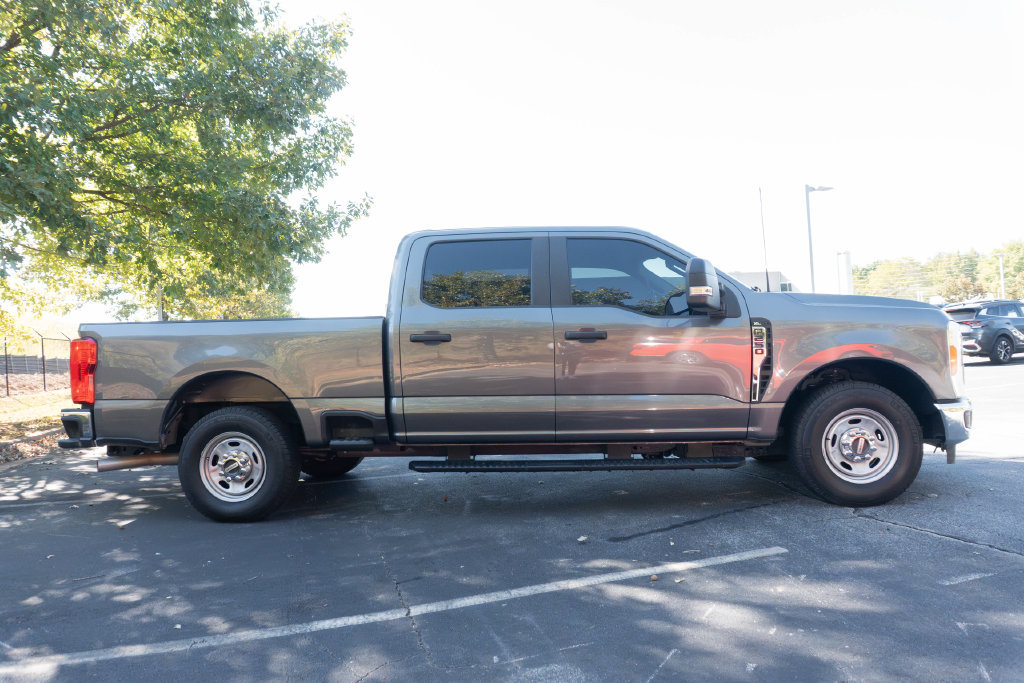Used 2024 Ford F250 XL w/ XL Chrome Package RWD image 7