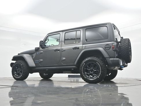 Used 2023 Jeep Wrangler Unlimited w/ Cold Weather Group AWD/4WD image 33