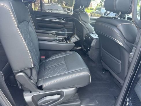 Used 2024 Jeep Grand Wagoneer Series III w/ Quick Order Packagew 28T image 17