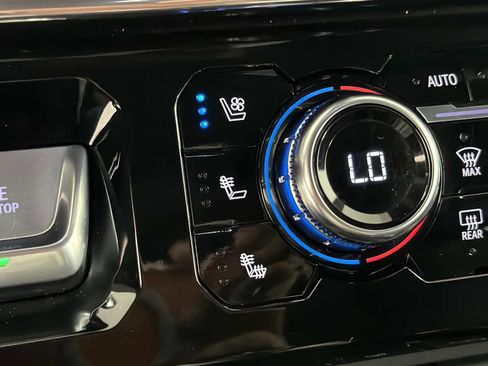 Used 2023 GMC Sierra 1500 Denali w/ Technology Package image 31