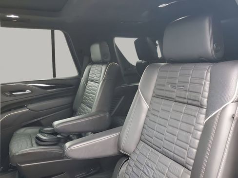 Certified 2023 Cadillac Escalade V w/ LPO, Floor Liner Package image 20