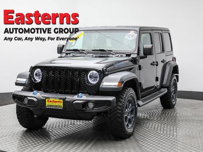 Used 2023 Jeep Wrangler Unlimited w/ 8.4" Radio Group
