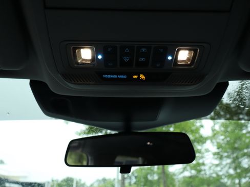 Used 2023 Ford Explorer XLT w/ Equipment Group 202A RWD image 37