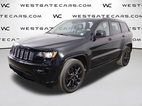 Used 2021 Jeep Grand Cherokee Laredo X image 1