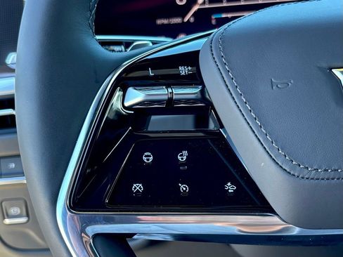 Used 2025 Cadillac Escalade Sport Platinum image 10