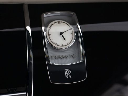 Certified 2018 Rolls-Royce Dawn RWD image 46