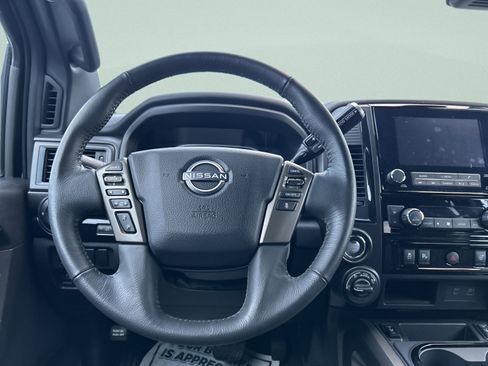 Used 2024 Nissan Titan SV w/ SV Bronze Edition Package image 31