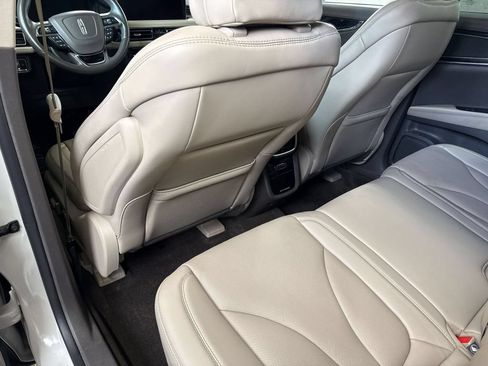 Certified 2023 Lincoln Nautilus Reserve AWD/4WD image 28
