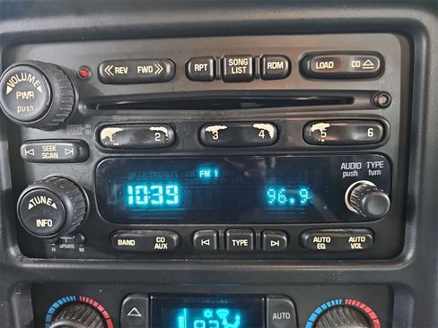 Used 2006 Chevrolet Silverado 1500 LT w/ Onstar Plus Package image 27