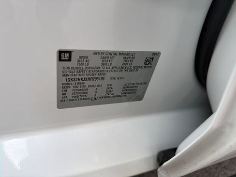 Used 2017 GMC Yukon XL Denali w/ Open Road Package AWD/4WD image 30