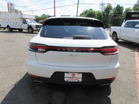 Used 2021 Porsche Macan AWD/4WD image 34