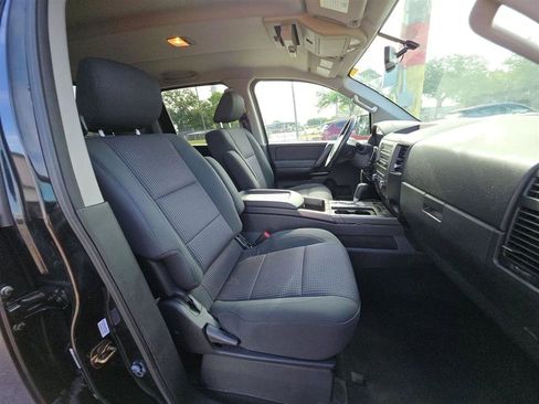 Used 2012 Nissan Titan SV w/ SV Value Truck Pkg RWD image 8