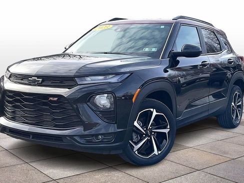 Used 2023 Chevrolet TrailBlazer RS image 2