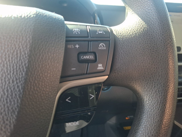 Used 2025 Toyota Camry LE FWD image 20