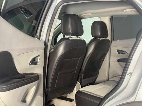 Used 2016 Buick Encore FWD image 10