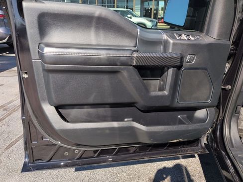 Used 2020 Ford F150 Lariat image 10