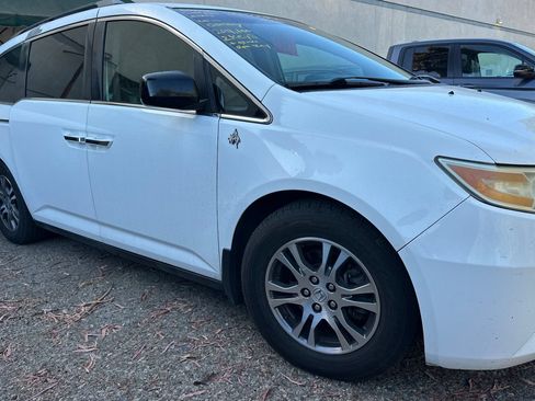 Used 2011 Honda Odyssey EX image 4