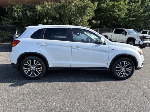 Used 2019 Mitsubishi Outlander Sport ES FWD image 8